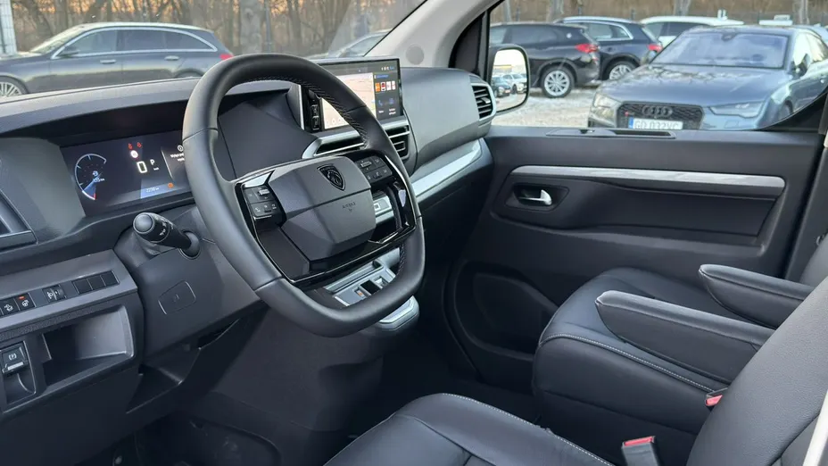 PEUGEOT Traveller Traveller 2.0 BlueHDi Long Business VIP EAT8