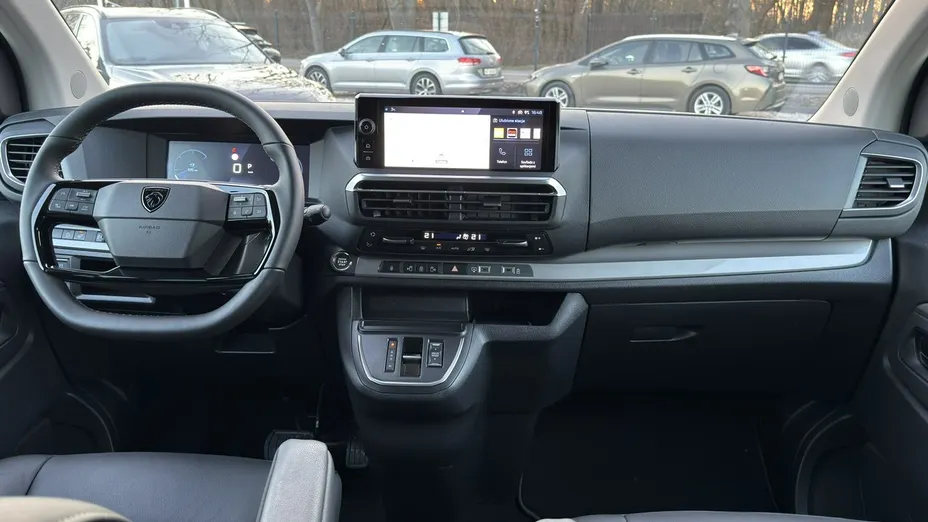 PEUGEOT Traveller Traveller 2.0 BlueHDi Long Business VIP EAT8