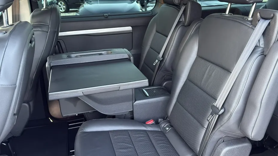 PEUGEOT Traveller Traveller 2.0 BlueHDi Long Business VIP EAT8