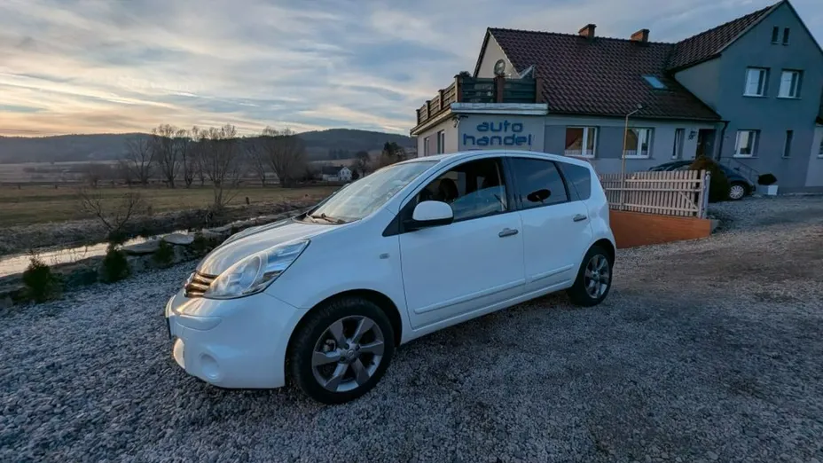 NISSAN Note -