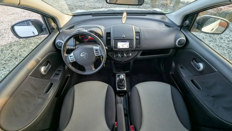 NISSAN Note -