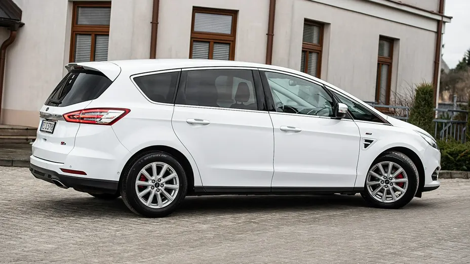 FORD S-MAX -