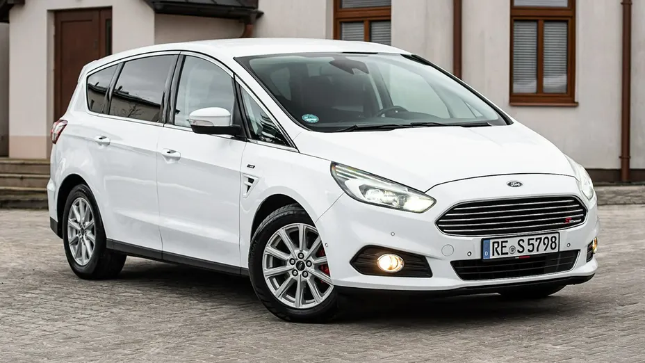 FORD S-MAX -