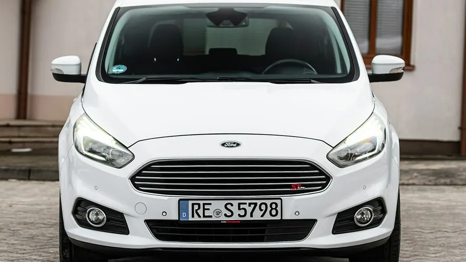 FORD S-MAX -