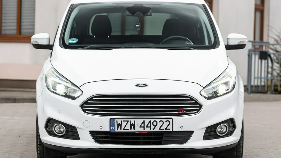 FORD S-MAX -