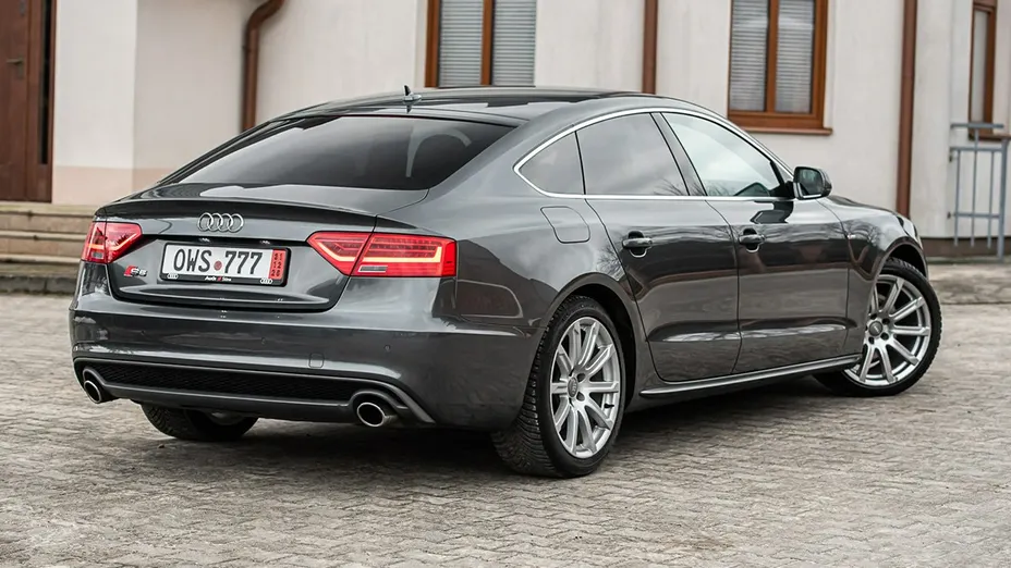 AUDI A5 -
