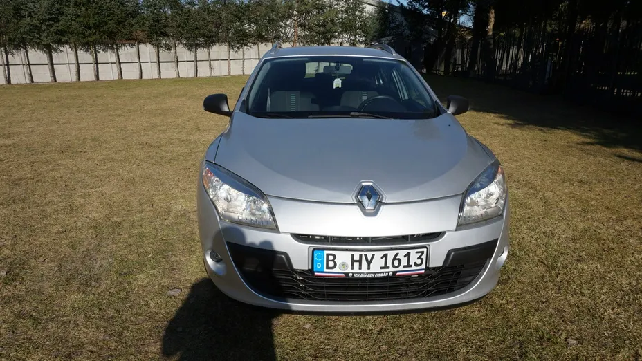 RENAULT Megane -
