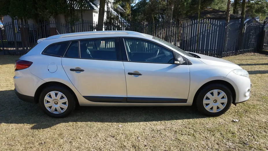 RENAULT Megane -