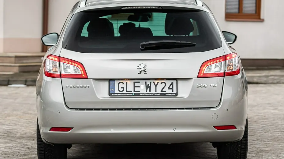 PEUGEOT 508 -