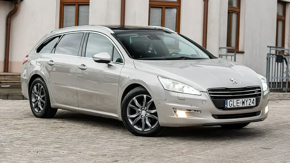 PEUGEOT 508 -
