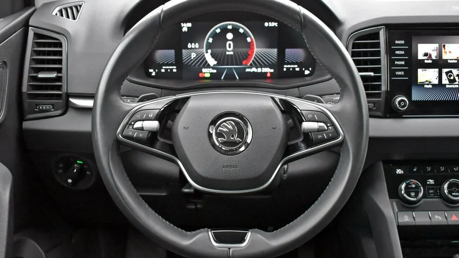 SKODA Karoq -