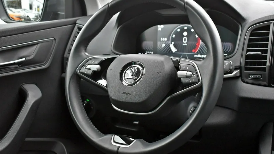 SKODA Karoq -
