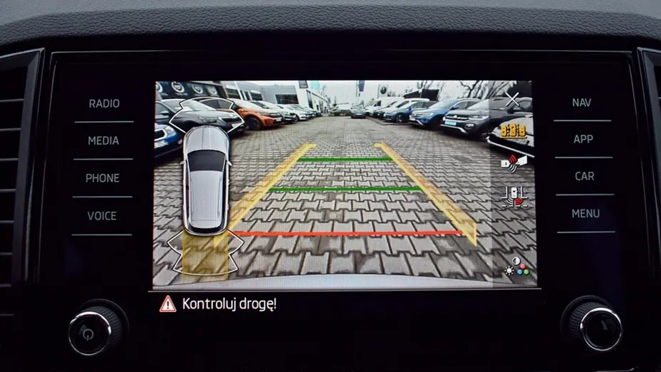 SKODA Karoq -