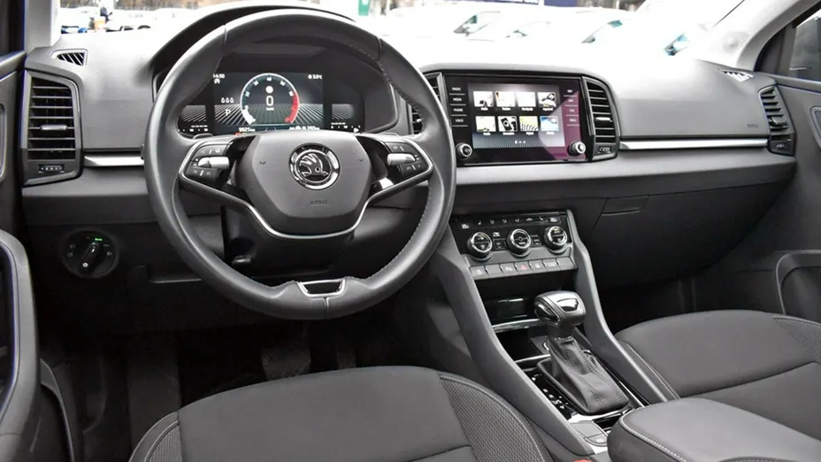 SKODA Karoq -