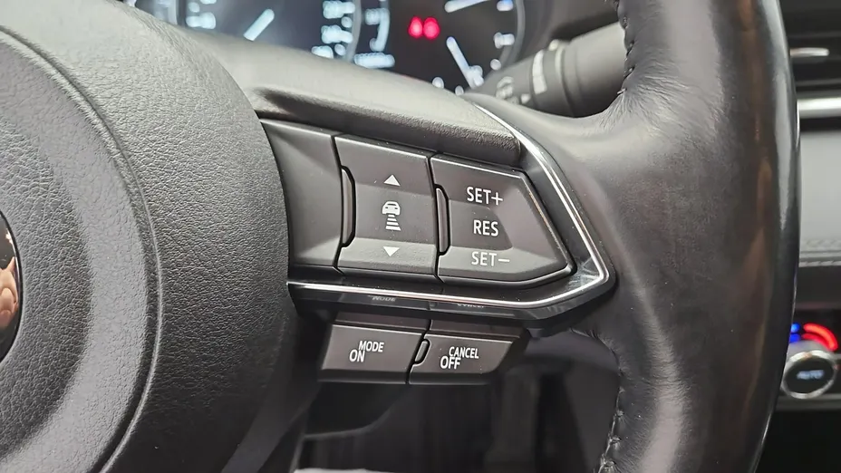 MAZDA 6 -