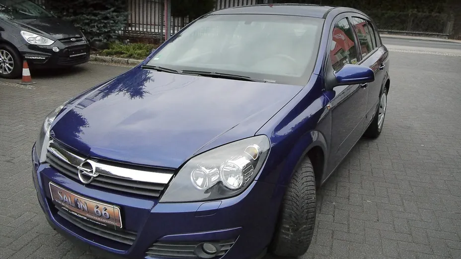 OPEL Astra -