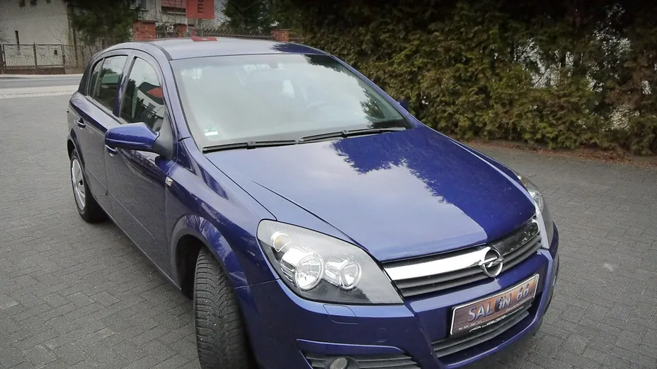 OPEL Astra -