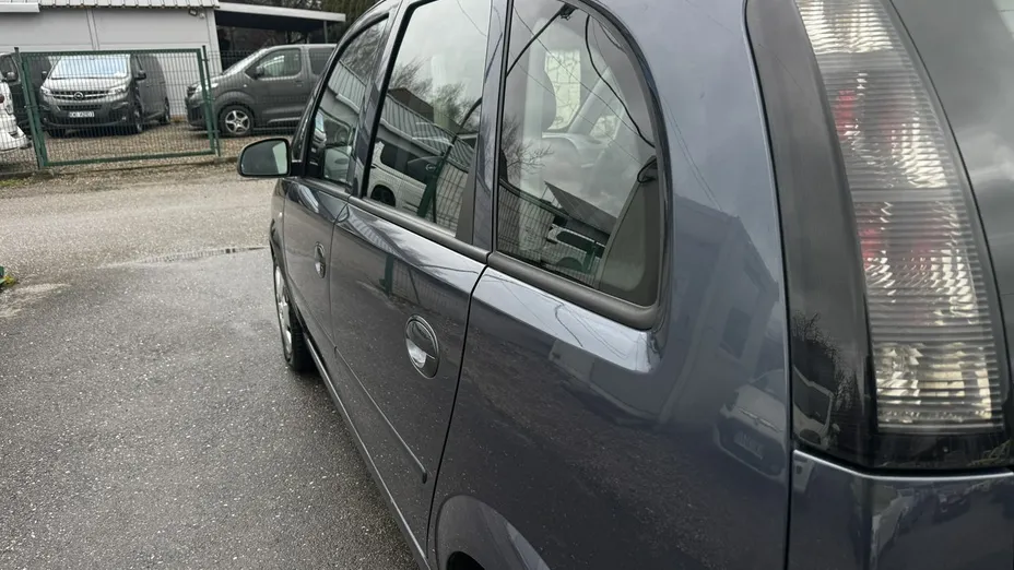 OPEL Meriva -