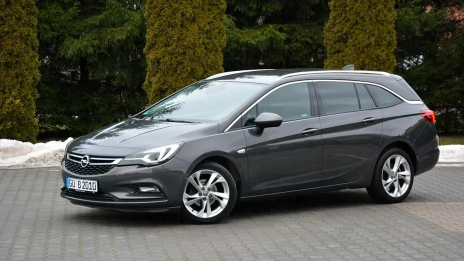 OPEL Astra -