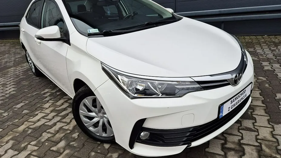 TOYOTA Corolla -