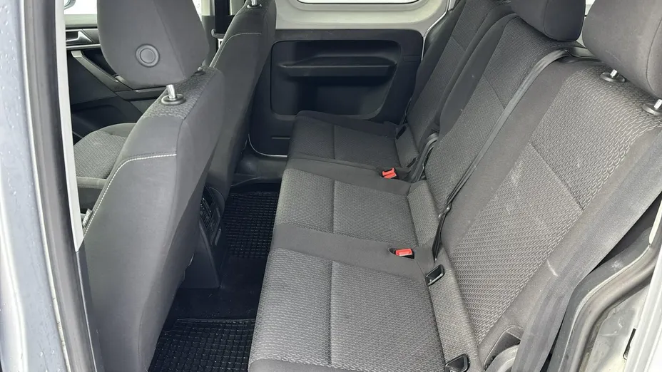 VOLKSWAGEN Caddy -