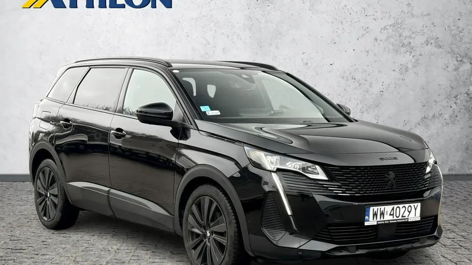 PEUGEOT 5008 -
