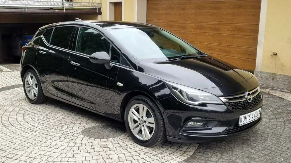 OPEL Astra -
