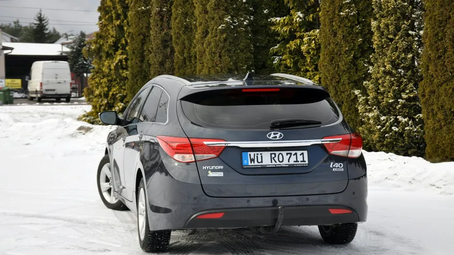 HYUNDAI i40 -