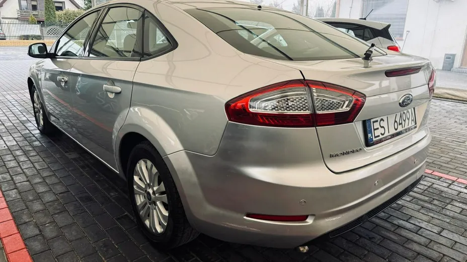 FORD Mondeo -