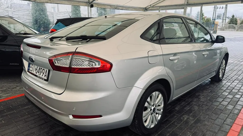 FORD Mondeo -