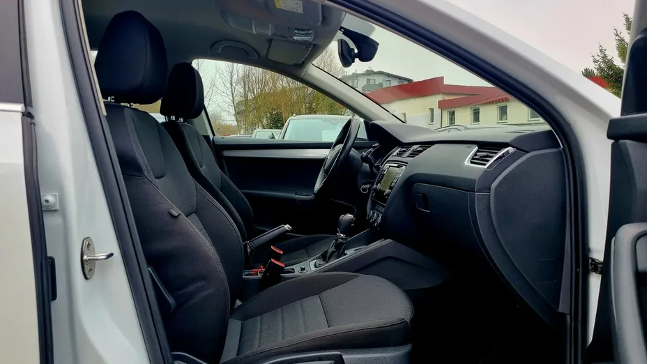 SKODA Octavia -