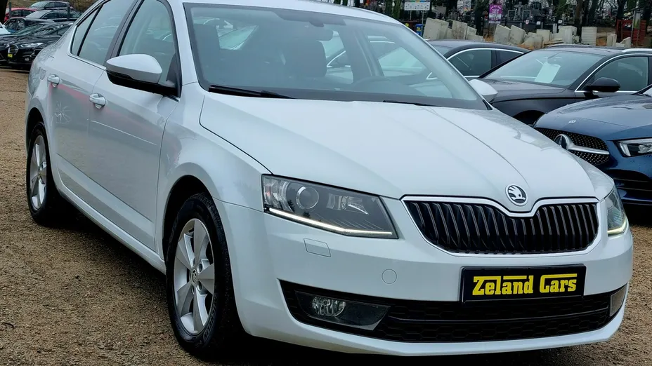 SKODA Octavia -