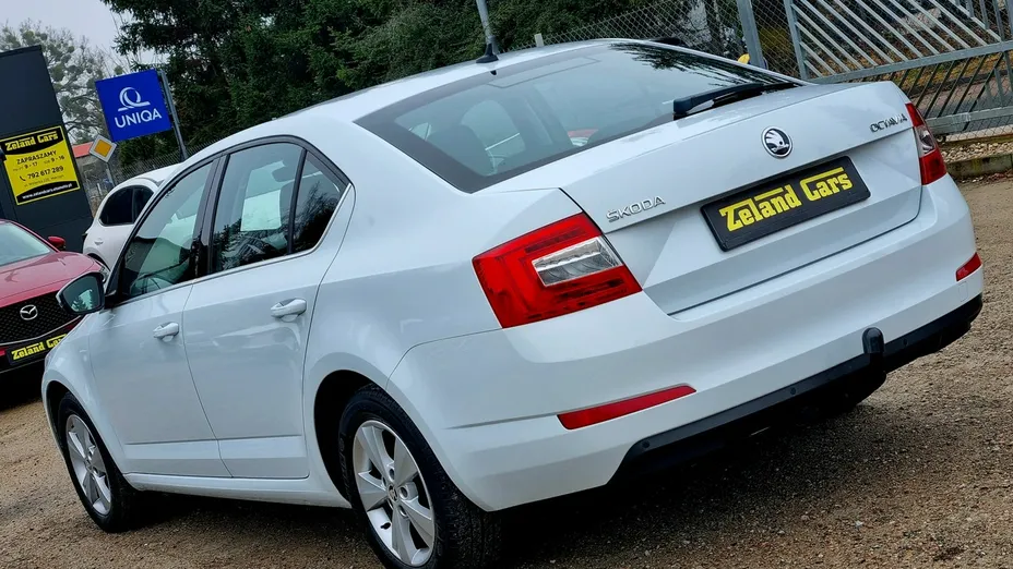 SKODA Octavia -