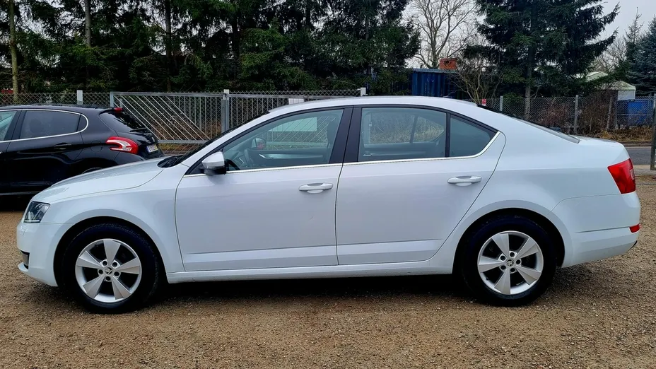 SKODA Octavia -
