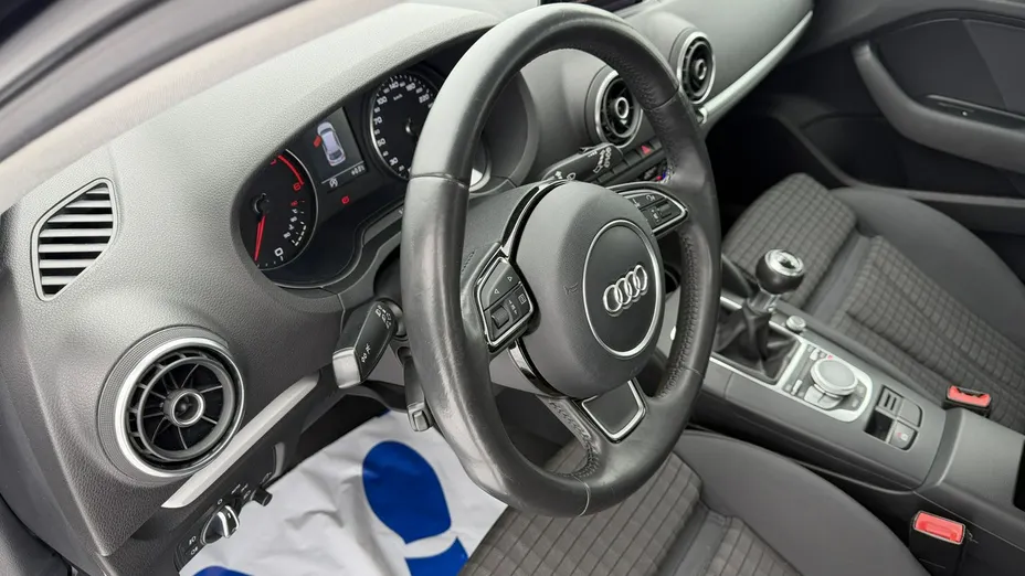 AUDI A3 -