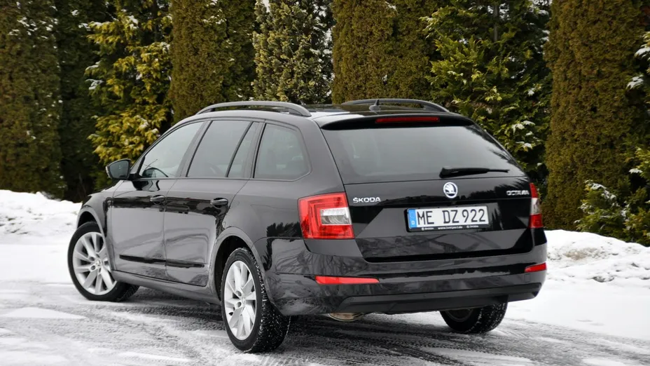 SKODA Octavia -