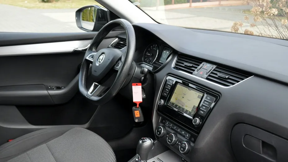 SKODA Octavia -