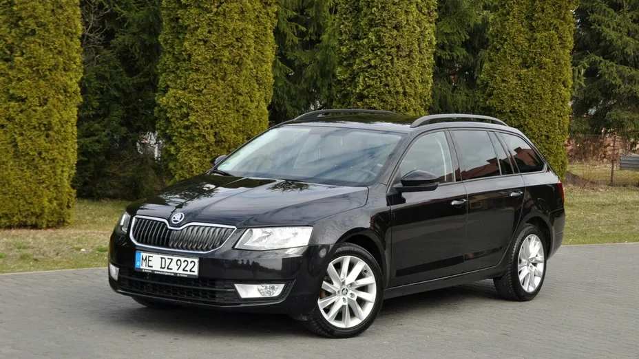 SKODA Octavia -