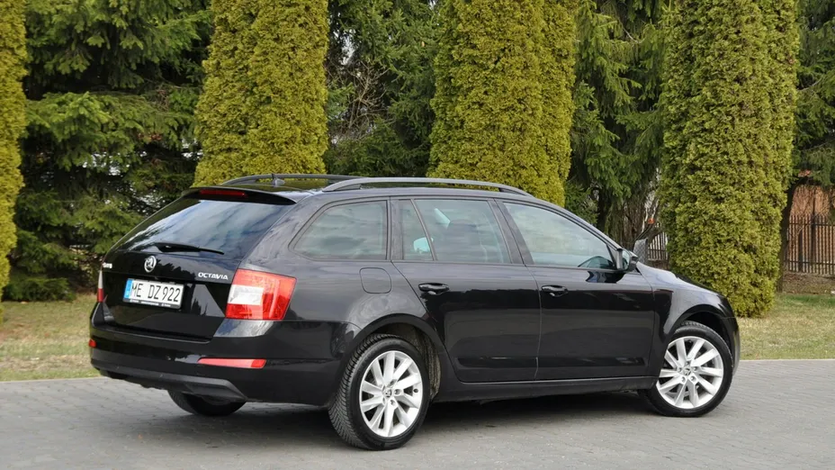 SKODA Octavia -