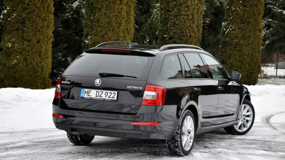 SKODA Octavia -