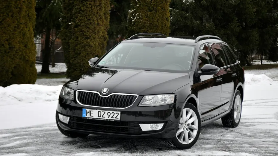 SKODA Octavia -