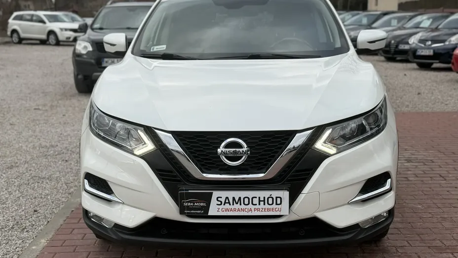 NISSAN Qashqai -