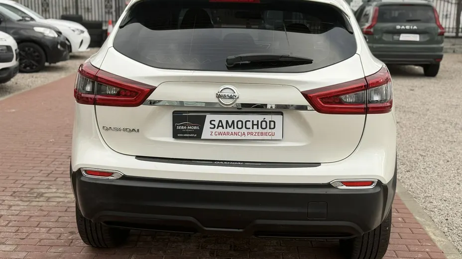NISSAN Qashqai -