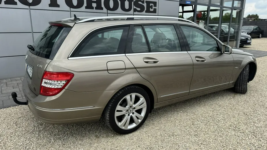 MERCEDES-BENZ C Klasa -