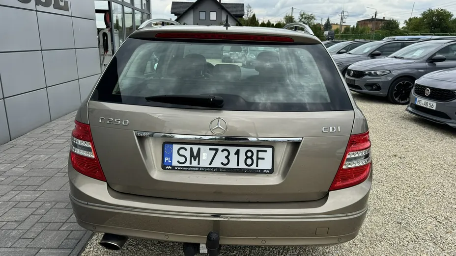 MERCEDES-BENZ C Klasa -