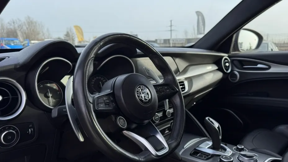 ALFA ROMEO Stelvio -