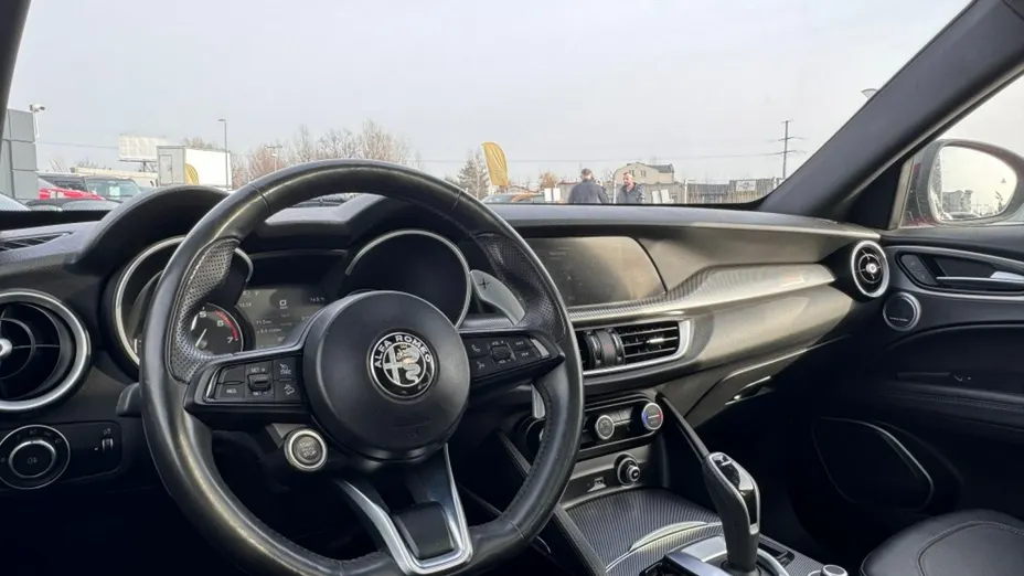 ALFA ROMEO Stelvio -