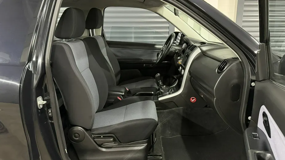 SUZUKI Grand Vitara -