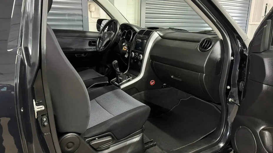 SUZUKI Grand Vitara -