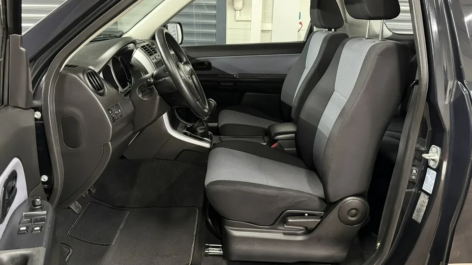 SUZUKI Grand Vitara -